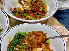 -李与白包子铺(桐梓林店)