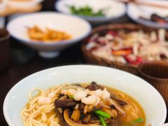 虾爆鳝面-奎元馆.百年奎元.非遗传承(西湖边的解放路店)