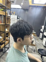 -藤野造型·专业烫染店