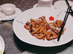 -粤尚腾香居中餐厅(首都机场希尔顿店)