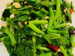 炝炒油菜苔-合兴居烤鸭店