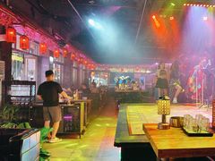 -喜鹊音乐酒馆(西街店)