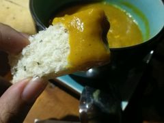 -蓝壁虎咖啡酒馆