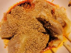 -八二小区抄手(龙湖上城天街店)