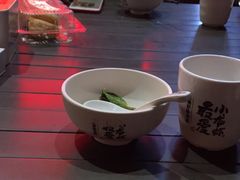 -龙巢盱眙龙虾·牛蛙·烧烤宵夜(八卦岭店)