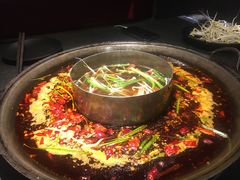 -渝涯重庆豆花老火锅(中赢国际店)