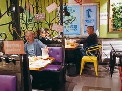 大堂-俭寨大盘鸡·缸子肉·小公鸡·新疆菜(云通店)