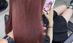 -IU潮牌·SALON