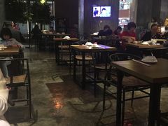 大堂-华莱士·全鸡汉堡(湛江新华店)
