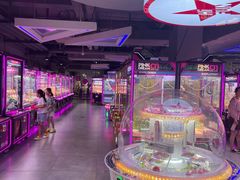 -嗨翻Hi-Fun竞技主题乐园·蹦床亲子生日轰趴(国光1937店)