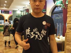 -闫府私房菜(经四路万达店)