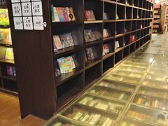 -钟书阁(松江泰晤士小镇店)