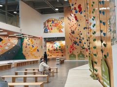 -ROCKPLUS攀岩馆(环宇城店)