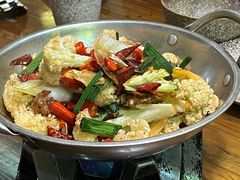 -又见小河浜·盐帮川菜(松江商业广场店)