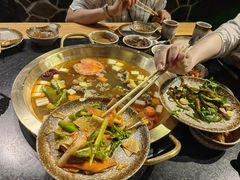 -顶顶汤火牛排火锅·经典铜锅涮肉