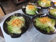 -湘力力小院·鱼汤泡饭(枫林路店)