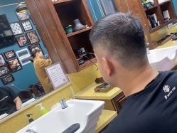 -巴伯尔男士理发馆