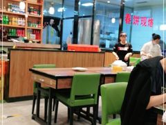 大堂-合合春饼·酱骨·东北菜(潘家园店)