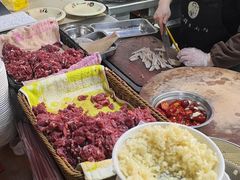 -何永光123鲜牛肉馆(1号店)