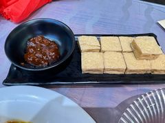 -肥肥虾庄·金牌油焖大虾(汉口城市广场店)