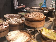 -西藏饭店·亚克·食光自助餐厅(文殊院店)