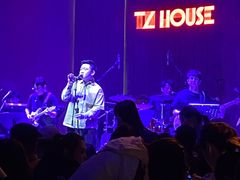 -TZ House音乐现场(来福士中心店)