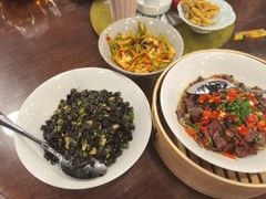 -新李记 · 口味菜馆(南郊公园店)