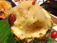 傣味菠萝饭-云海肴·汽锅鸡·云南菜(领展购物广场·中关村店)