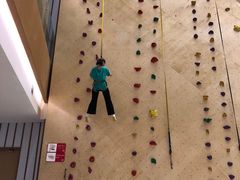 -ROCKPLUS攀岩馆(环宇城店)
