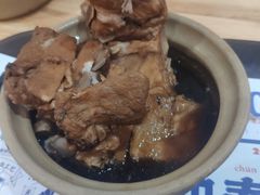 -万和春排骨砂锅米饭(新业广场店)