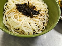 -老上海食惠裡小籠包生煎包