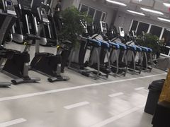 -一公里健身(龙湖紫都城店)