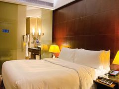 -广州天河希尔顿酒店