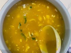 -阿瓦山寨·湘菜现炒·剁椒鱼头王(咸阳总店)
