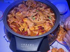 -徐记小怪兽肉蟹煲店(哈西万达金街店)