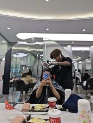 -MOVAN  HAIR莫凡匠人发型屋