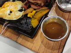 -伯顿西餐厅(厚街香榭丽店)
