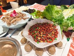 -名都晓荷塘主题火锅(海林店)