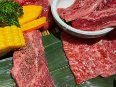 -炼火烤肉店