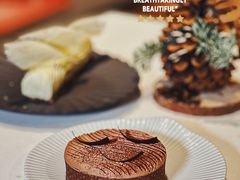 -潮一不贰·法式甜品·生日蛋糕·西式简餐(外滩店)