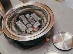 -围炉肉舍丹东海鲜烤肉·烤活鳗(步行街店)