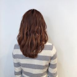 -PE SALON