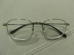-三叶眼镜城(八佰伴店)