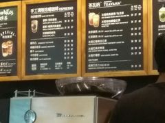 -星巴克(洛阳中州路王府井店)