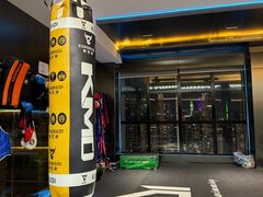 -金摩尔健身游泳(万象城鼎丰大厦店)