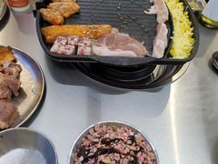 -阿亲家·韩式无限烤肉(春熙路店)