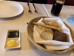 -塞纳河法国餐厅(意式风情街店)