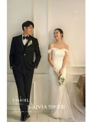 -雪中彩影婚纱摄影·微光艺术中心