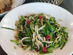 -香山湖家家宴(中山陵店)