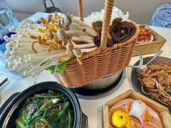 -煲王粤菜餐厅(中侨中心店)